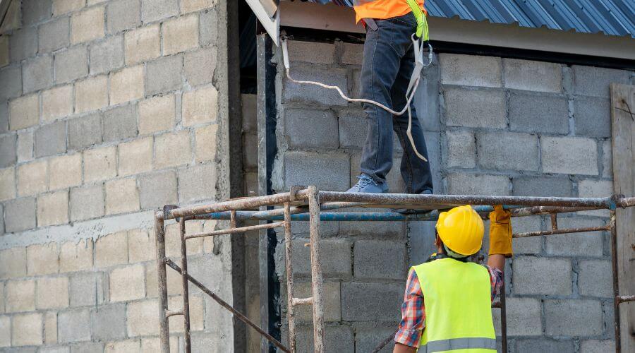 Professional residential roofers in Charlevoix, MI